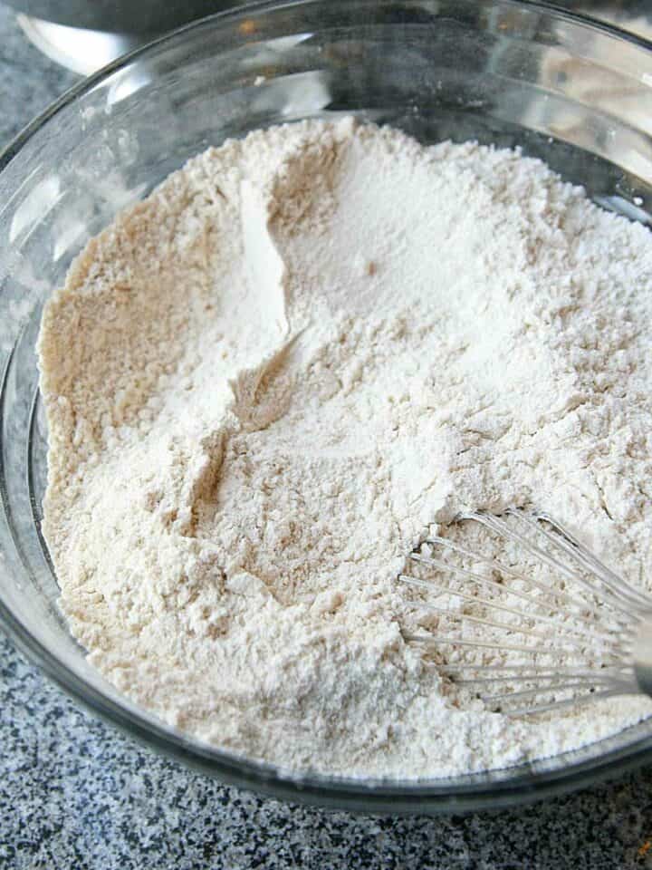 Gluten free flour blend in a bowl.