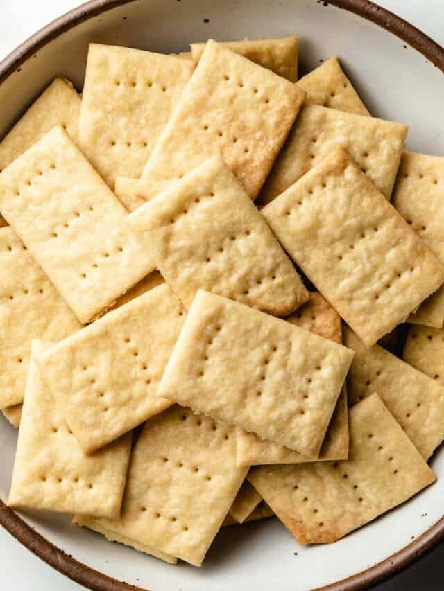 Sourdough Butter Crackers