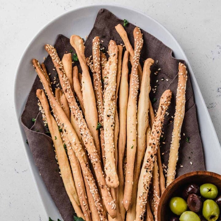 Sourdough crunchy breadsticks recipe.